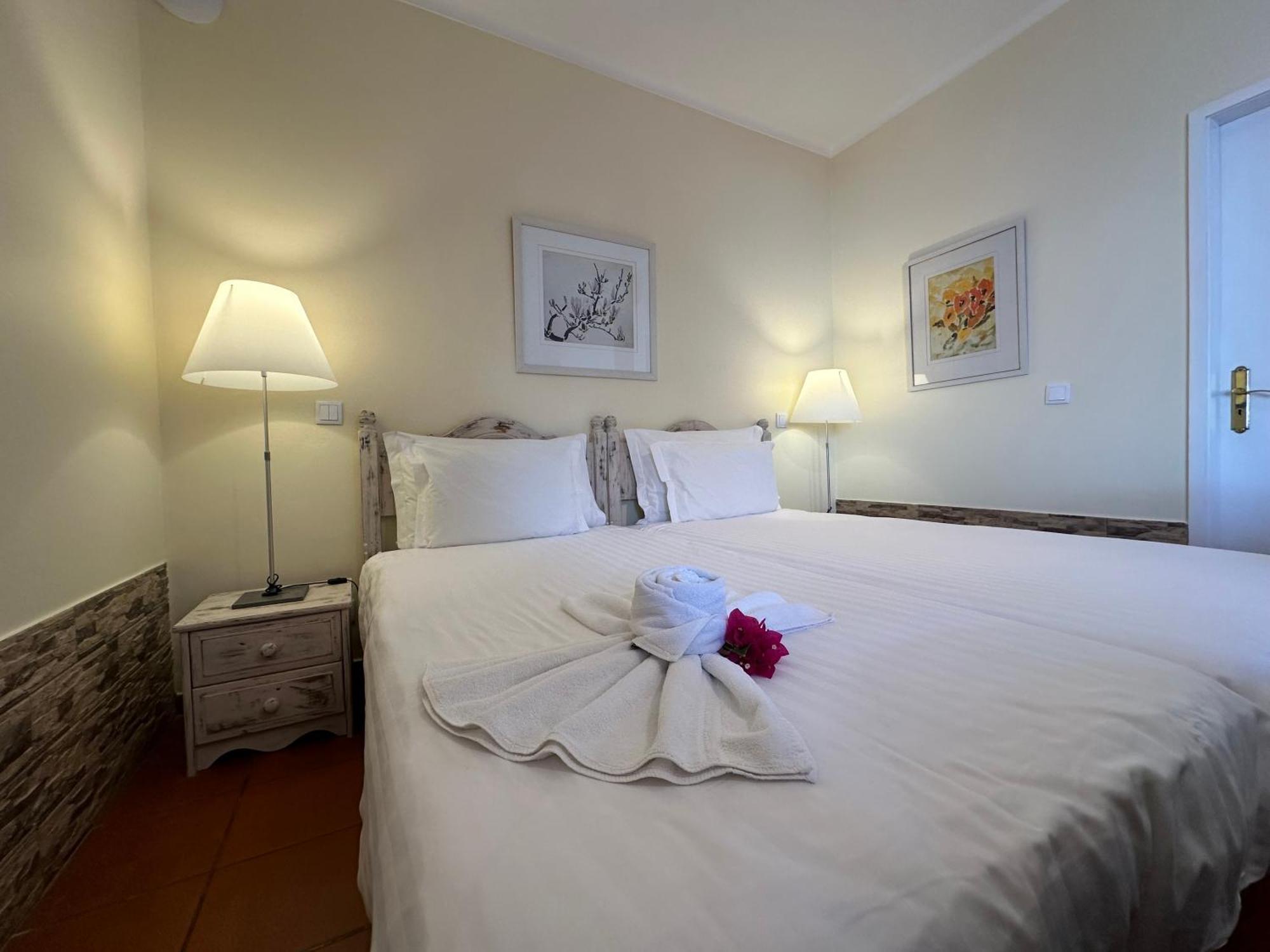 Inn & Art Madeira คานีโซ ภายนอก รูปภาพ